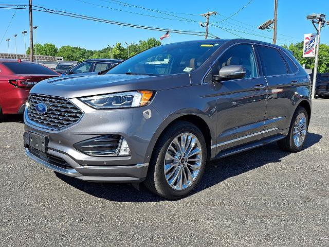 Certified 2024 Ford Edge Titanium w/ Titanium Elite Package AWD/4WD image 3