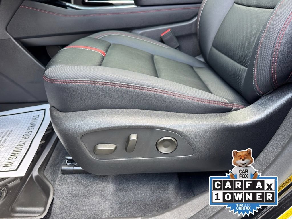 Used 2026 Chevrolet Traverse RS FWD image 35