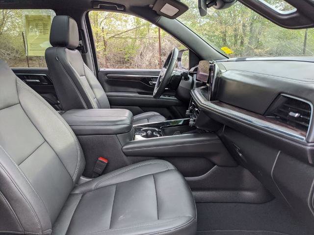 Used 2025 Chevrolet Tahoe LT w/ Comfort Package image 21