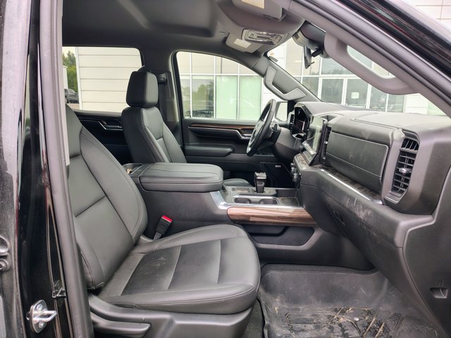 Used 2024 Chevrolet Silverado 1500 RST w/ Rally Edition AWD/4WD image 14