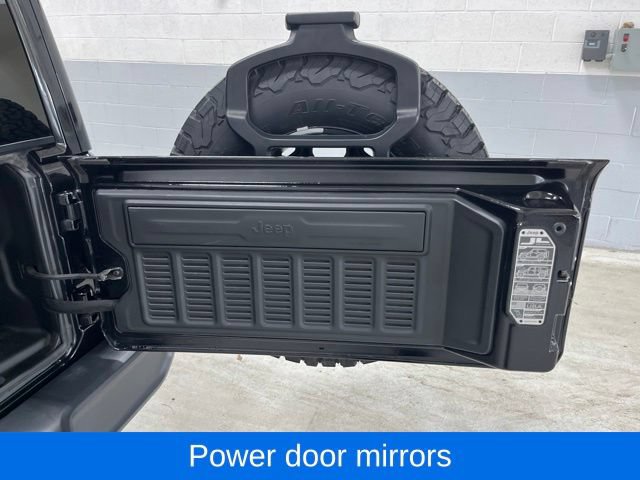 Used 2022 Jeep Wrangler Unlimited Rubicon 4xe AWD/4WD image 25