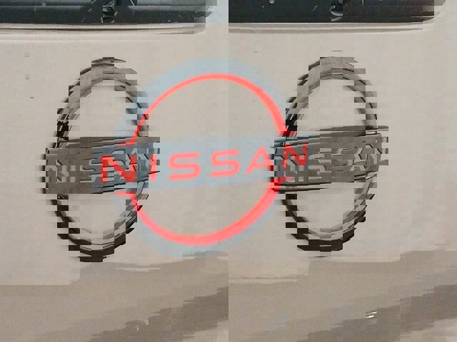 Used 2023 Nissan Frontier PRO-4X w/ Pro Convenience Package image 27