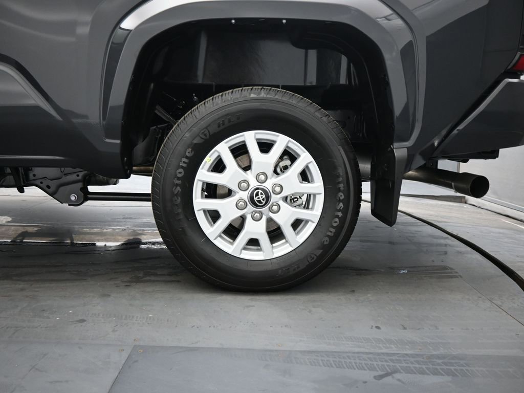 Used 2025 Toyota Tacoma SR5 image 18
