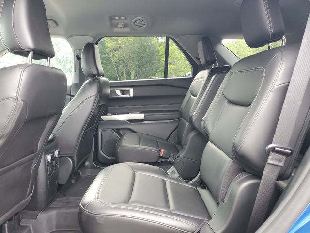 Certified 2023 Ford Explorer XLT w/ Equipment Group 202A AWD/4WD image 29