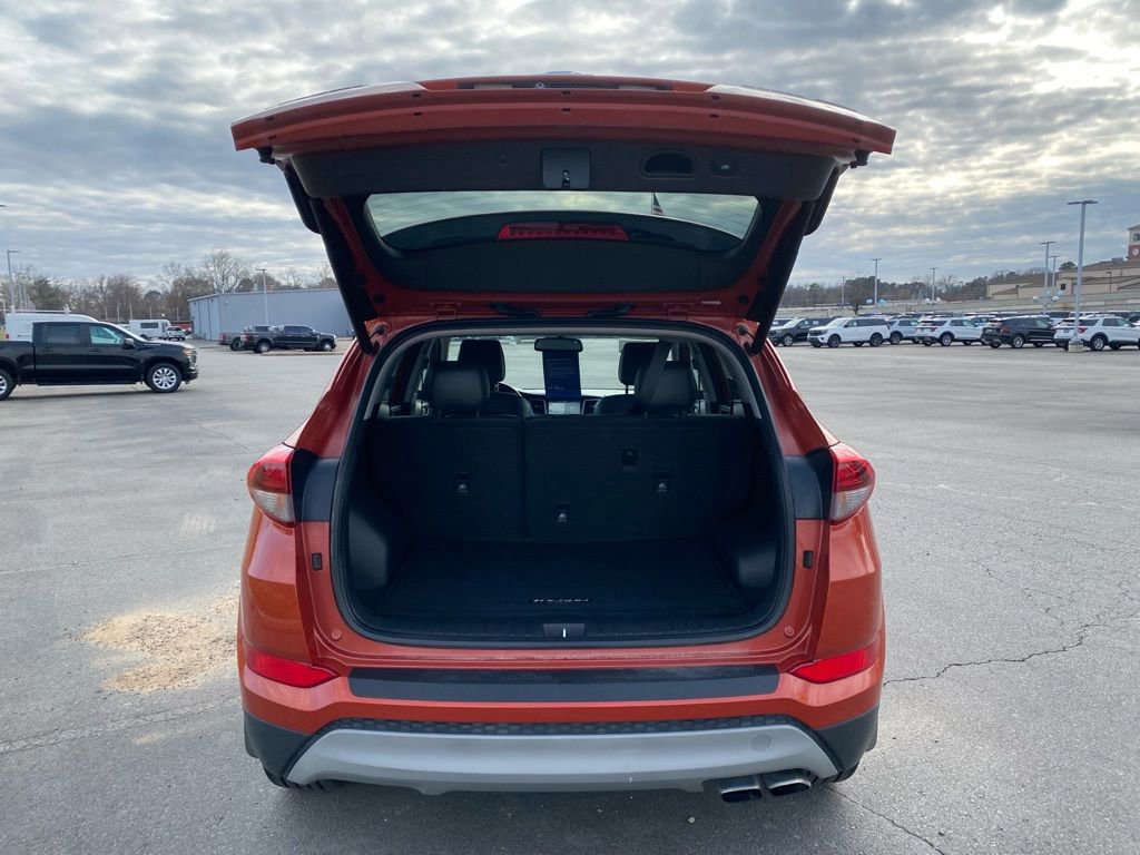 Used 2017 Hyundai Tucson Limited image 9