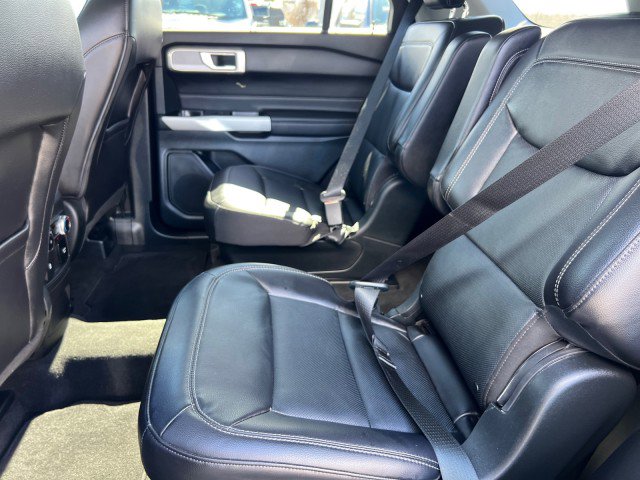 Certified 2023 Ford Explorer Limited w/ Equipment Group 301A AWD/4WD image 21
