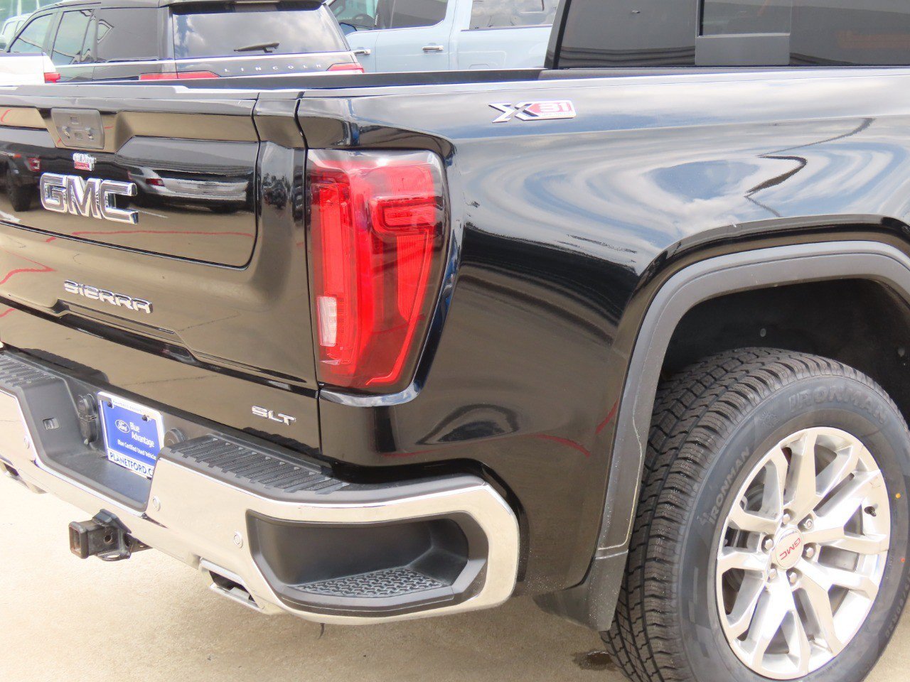 Used 2021 GMC Sierra 1500 SLT AWD/4WD image 10