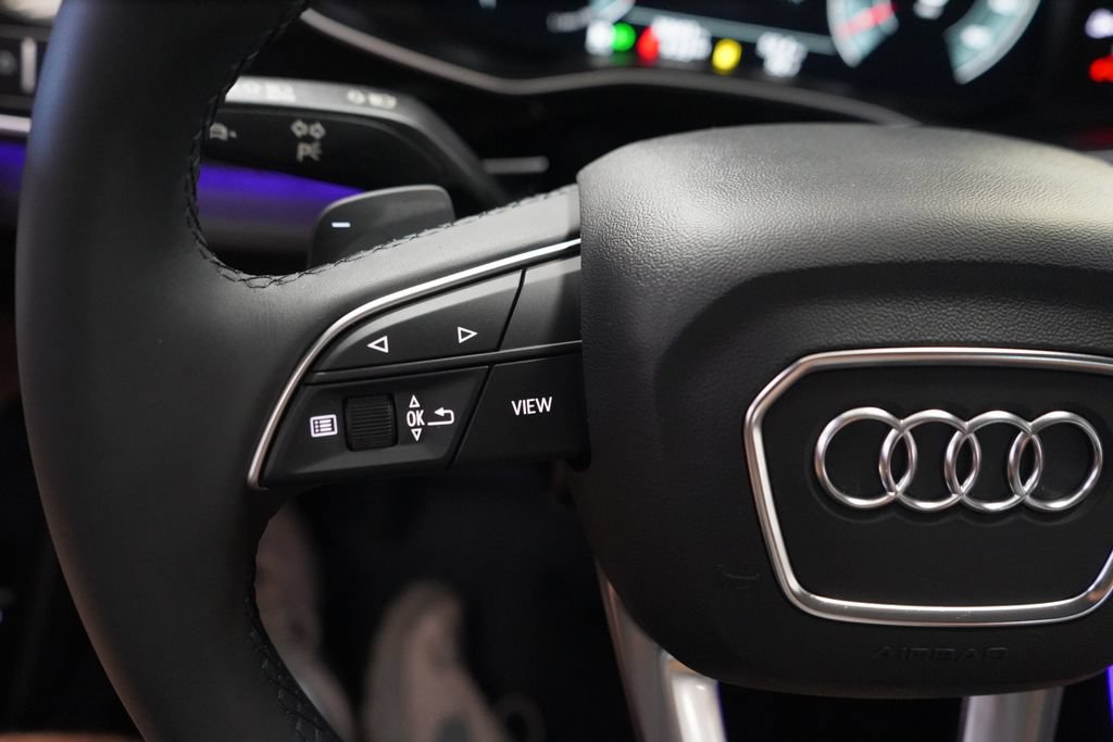 Used 2022 Audi Q8 Prestige w/ Prestige Package AWD/4WD image 34
