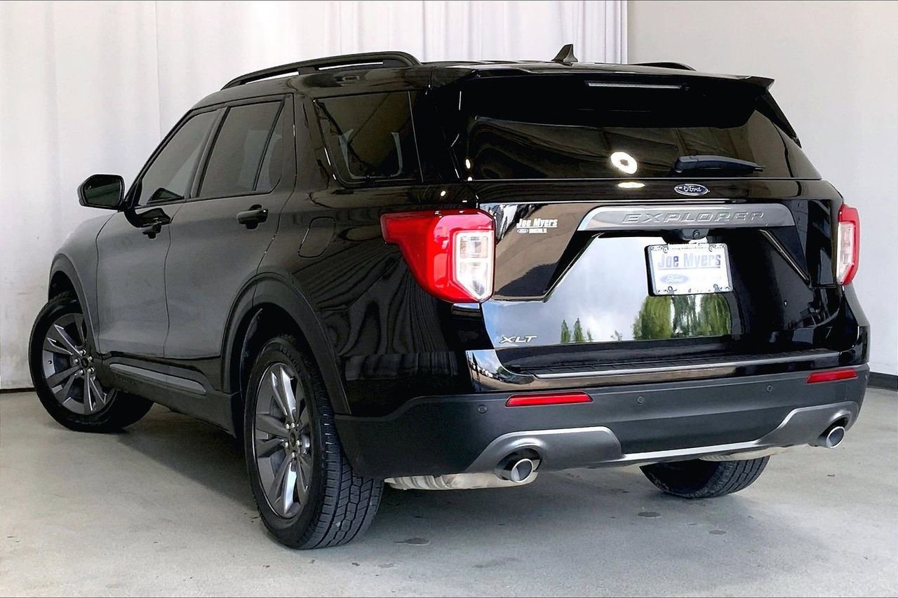 Certified 2023 Ford Explorer XLT w/ Equipment Group 202A RWD image 10
