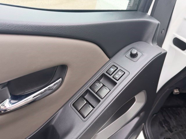 Used 2022 Nissan Frontier SV AWD/4WD image 12