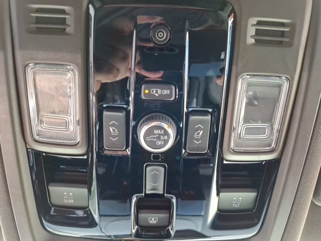 Used 2026 GMC Yukon Elevation w/ Elevation Premium Package AWD/4WD image 28
