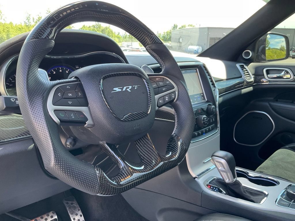 Used 2018 Jeep Grand Cherokee SRT AWD/4WD image 15