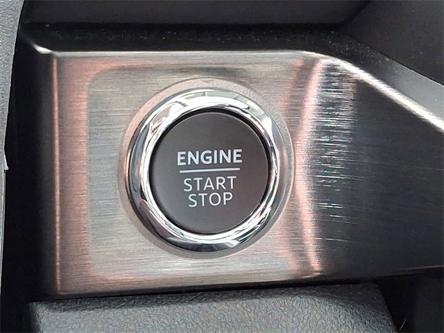 Certified 2023 Ford F250 Lariat w/ Tremor Off-Road Package image 25