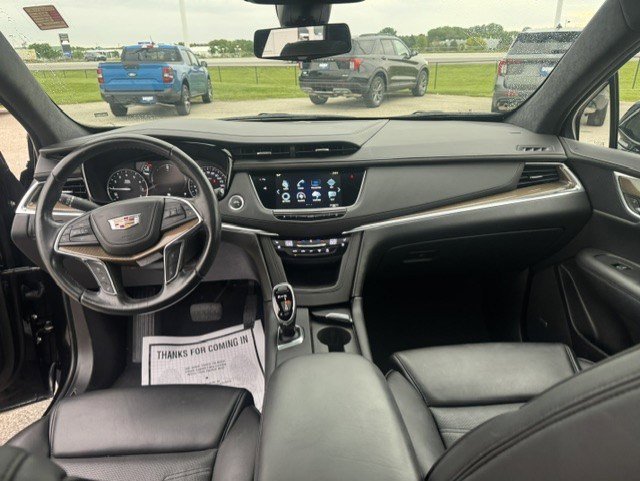 Used 2019 Cadillac XT5 Platinum AWD/4WD image 31