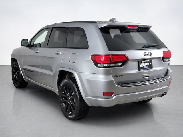 Used 2020 Jeep Grand Cherokee Altitude AWD/4WD image 5