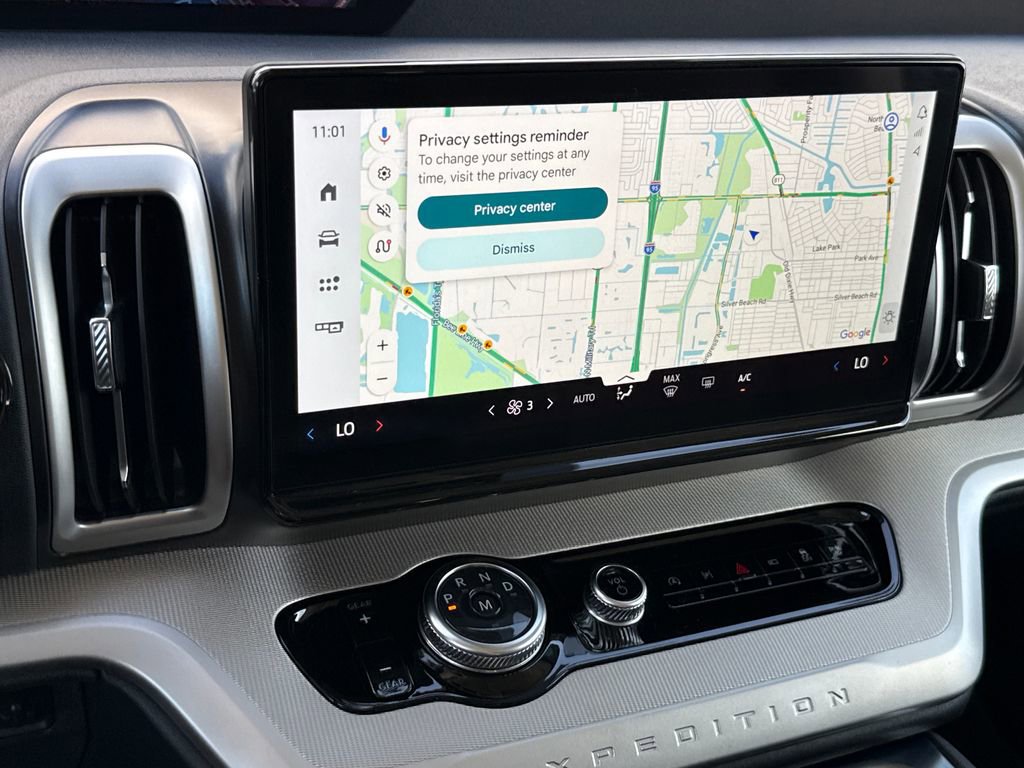 Certified 2025 Ford Expedition Active image 20