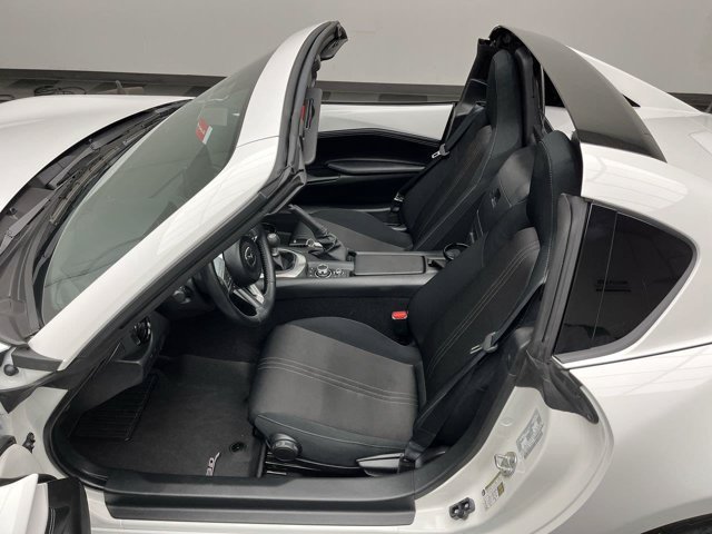 Used 2021 MAZDA MX-5 Miata RF Club w/ Appearance Package RWD image 9