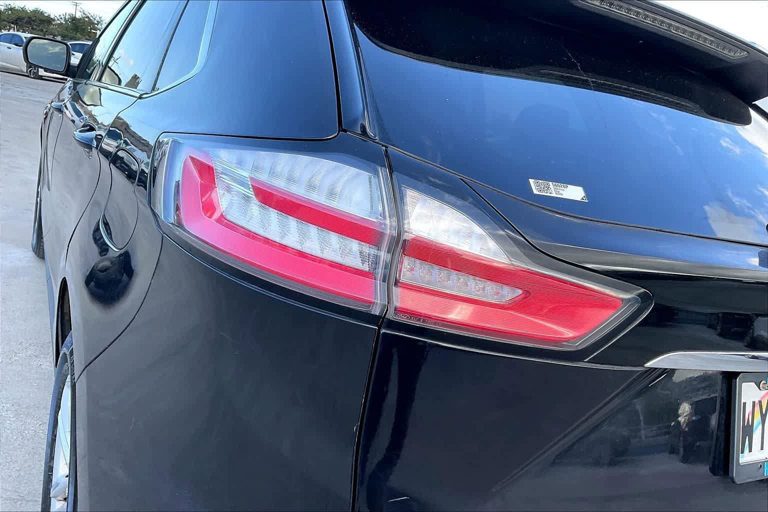 Certified 2020 Ford Edge SEL FWD image 32