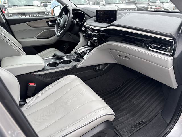 Used 2023 Acura MDX SH-AWD w/ Advance Package image 22