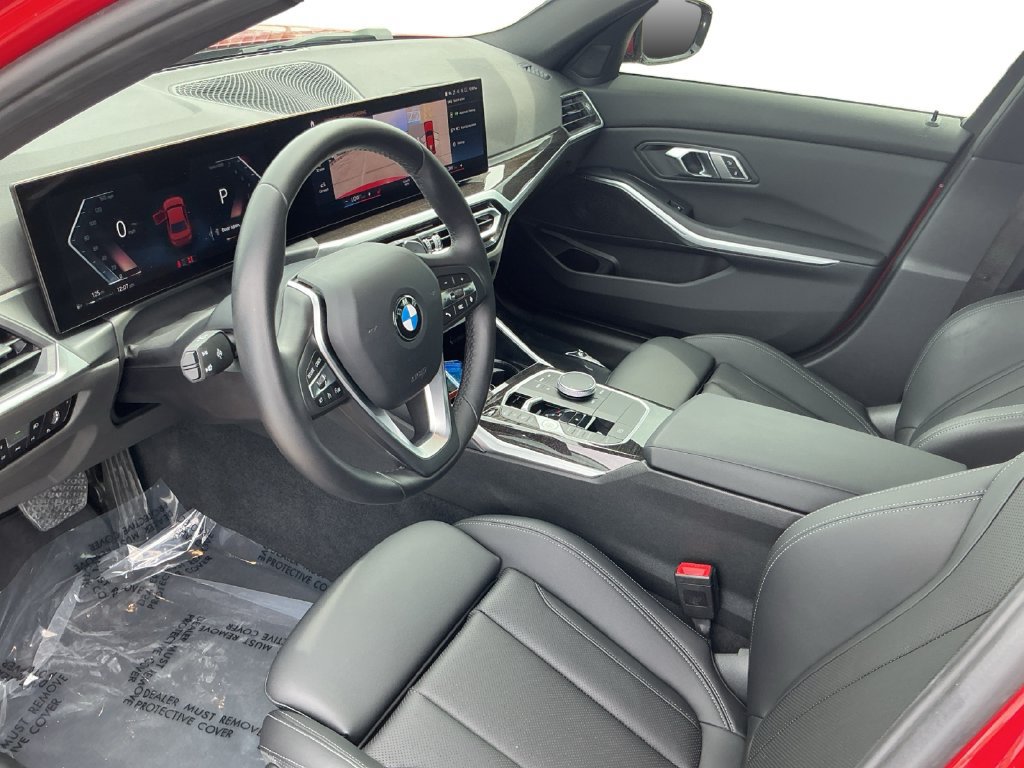 Used 2023 BMW 330i Sedan w/ Parking Assistance Package RWD image 15