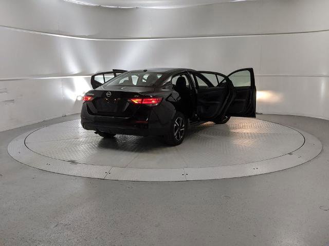 Used 2024 Nissan Sentra SV image 11