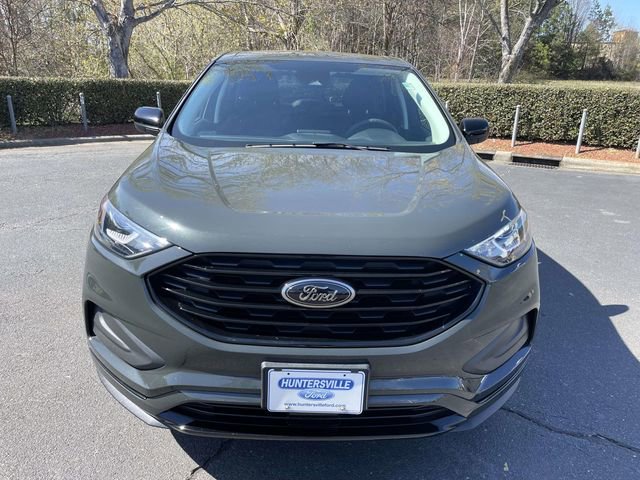 Certified 2022 Ford Edge SE w/ Black Appearance Package image 2