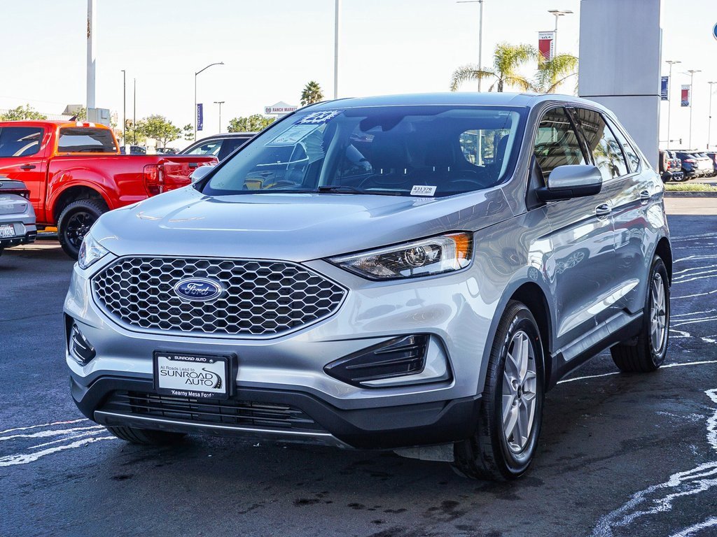 Certified 2023 Ford Edge SEL image 4