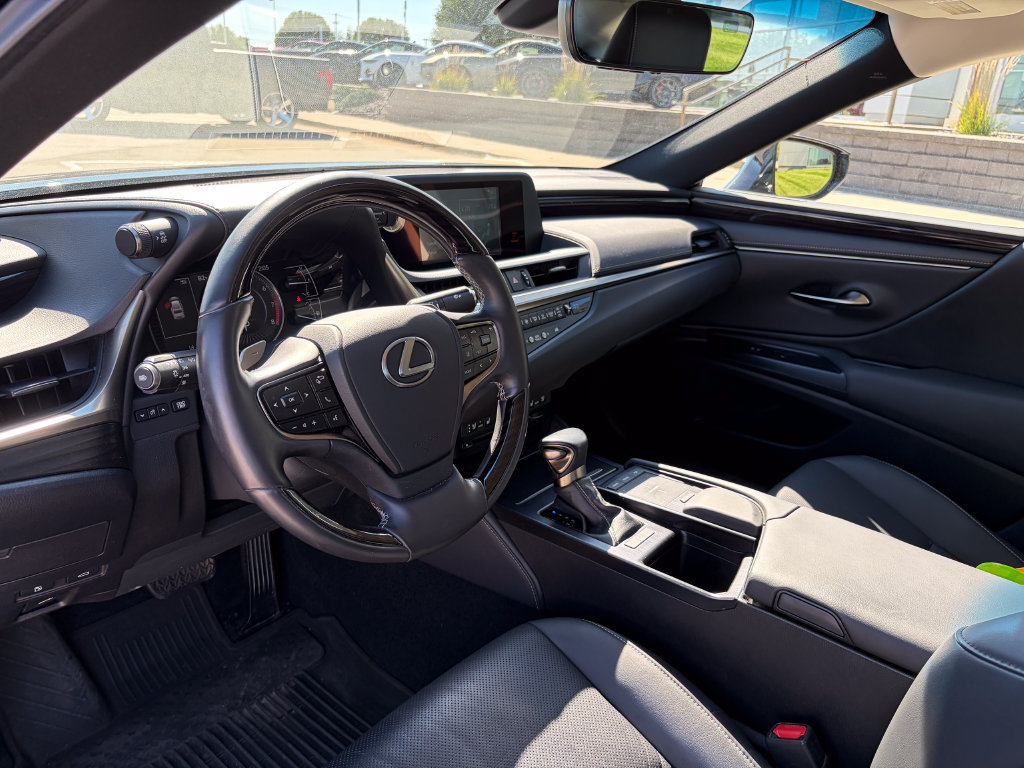 Used 2021 Lexus ES 250 w/ Premium Package AWD/4WD image 9