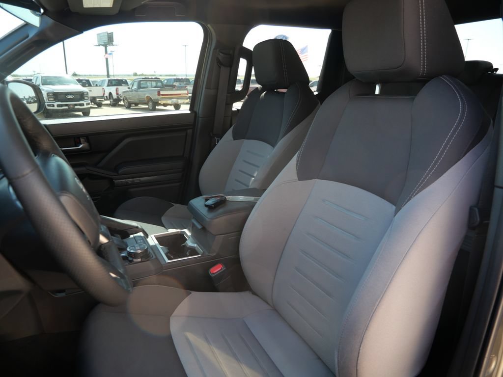 Used 2025 Toyota Tacoma TRD Off-Road AWD/4WD image 22