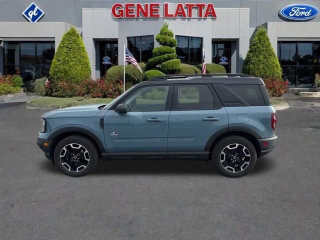 Certified 2022 Ford Bronco Sport Outer Banks w/ Tech Package image 3