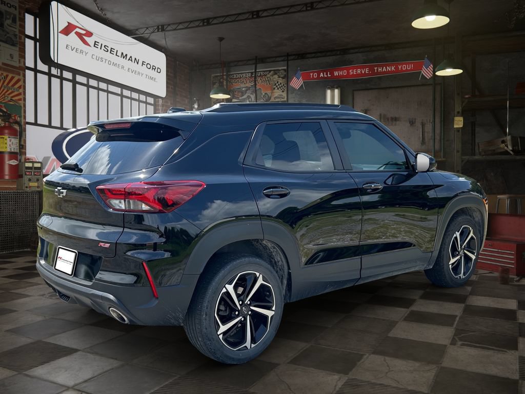Used 2022 Chevrolet TrailBlazer RS FWD image 6