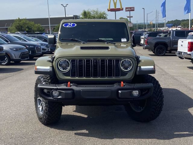 Used 2025 Jeep Gladiator Mojave AWD/4WD image 3