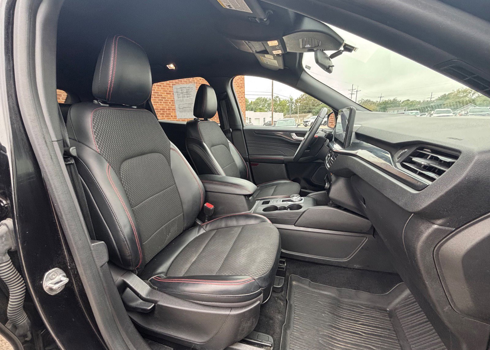 Certified 2023 Ford Escape ST-Line w/ Tech Pack #1 image 24