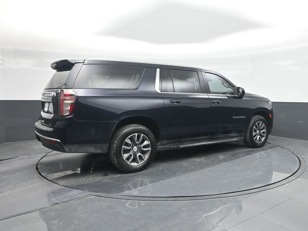 Used 2021 Chevrolet Suburban LT w/ Rear Media and Nav Package image 7