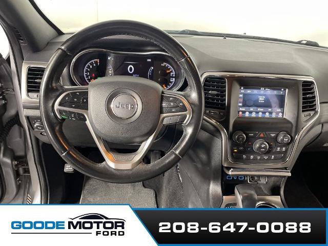 Used 2021 Jeep Grand Cherokee Laredo AWD/4WD image 12