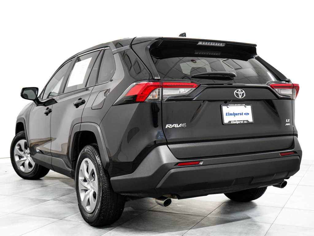 Used 2025 Toyota RAV4 LE AWD/4WD image 5