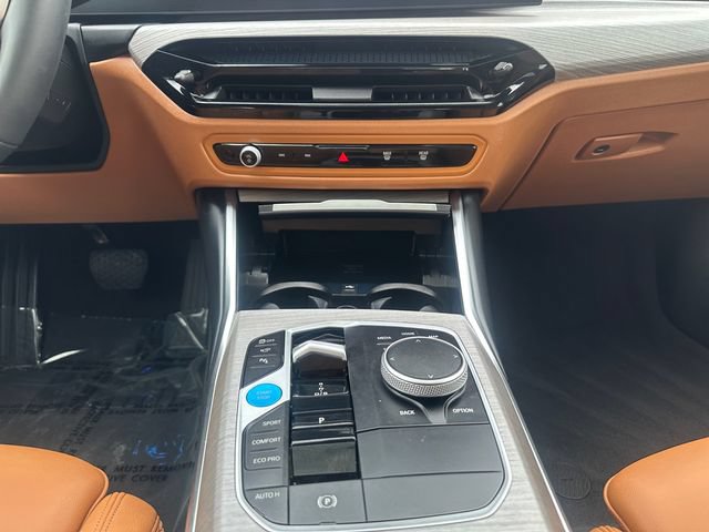 Used 2025 BMW i4 xDrive40i w/ Premium Package AWD/4WD image 15