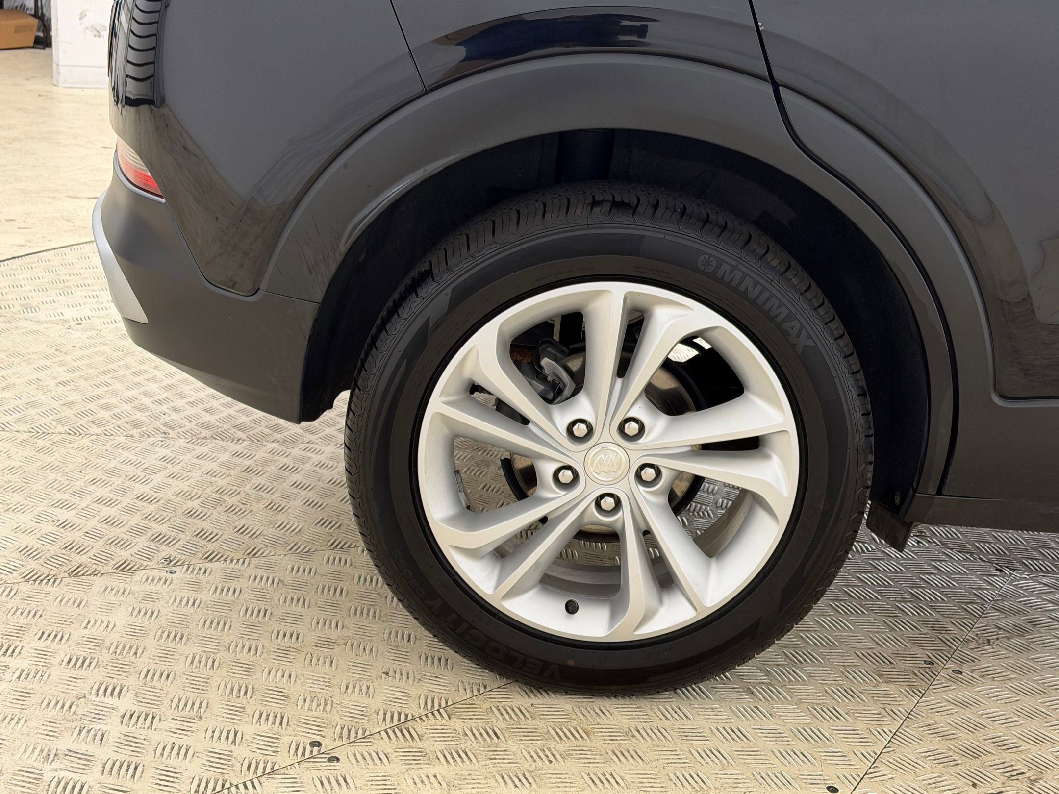 Used 2021 Buick Encore GX Preferred w/ Cold Weather Comfort Package image 12