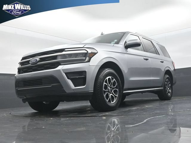Certified 2023 Ford Expedition XLT RWD image 19