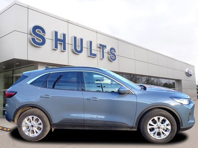 Certified 2024 Ford Escape Active w/ Tech Pack #2 image 2