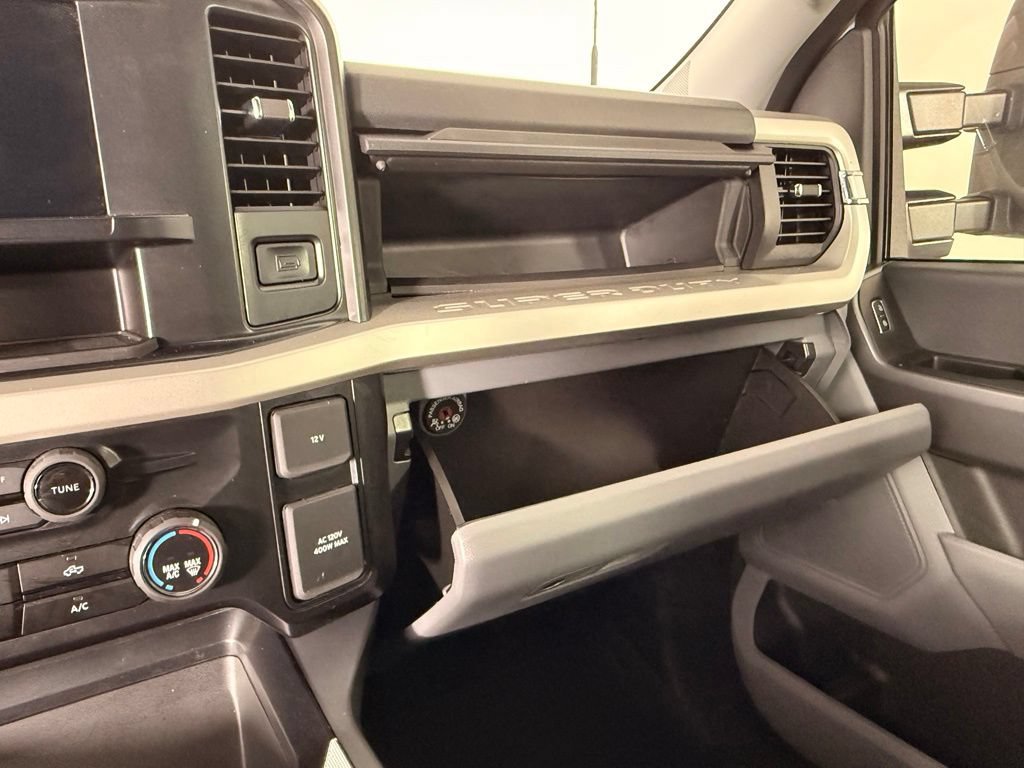 Certified 2025 Ford F250 XLT w/ FX4 Off-Road Package AWD/4WD image 26