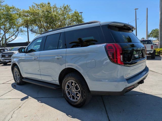 Certified 2025 Ford Expedition Active image 2