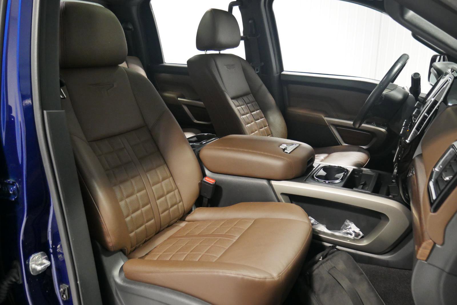 Used 2023 Nissan Titan Platinum Reserve w/ Moonroof Package image 15