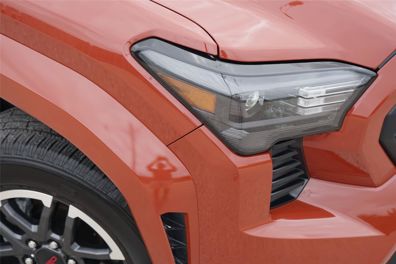 Used 2025 Toyota Tacoma TRD Sport RWD image 3