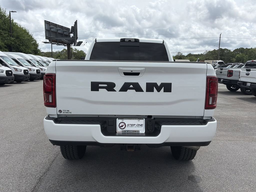 Used 2025 RAM 2500 Laramie AWD/4WD image 6