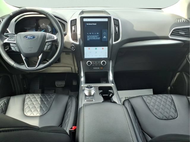 Certified 2024 Ford Edge Titanium AWD/4WD image 10