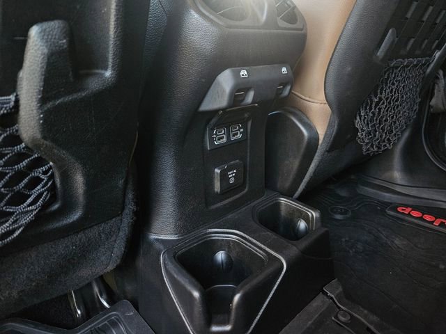 Used 2020 Jeep Gladiator Rubicon image 39