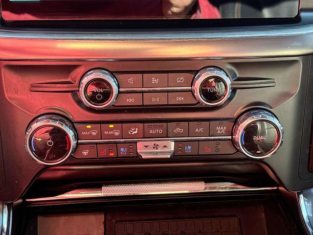 Certified 2023 Ford F150 Lariat w/ Equipment Group 502A High image 26