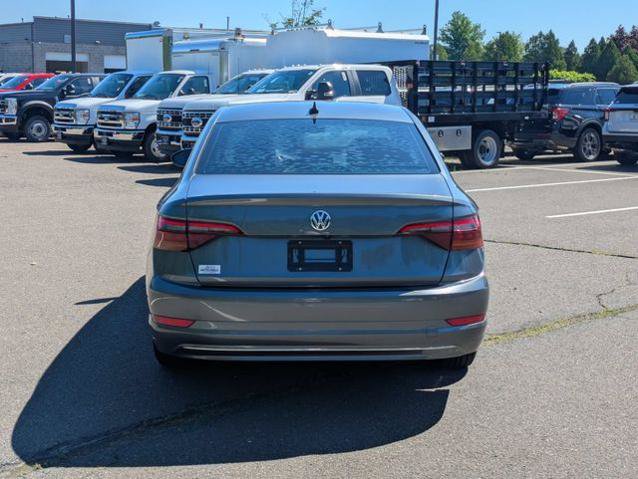 Used 2019 Volkswagen Jetta SEL FWD image 4