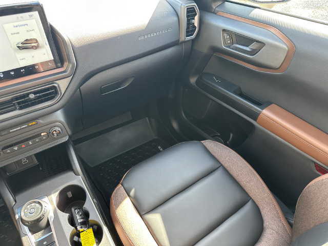 Certified 2025 Ford Bronco Sport Outer Banks w/ Outer Banks Tech Package+ AWD/4WD image 25